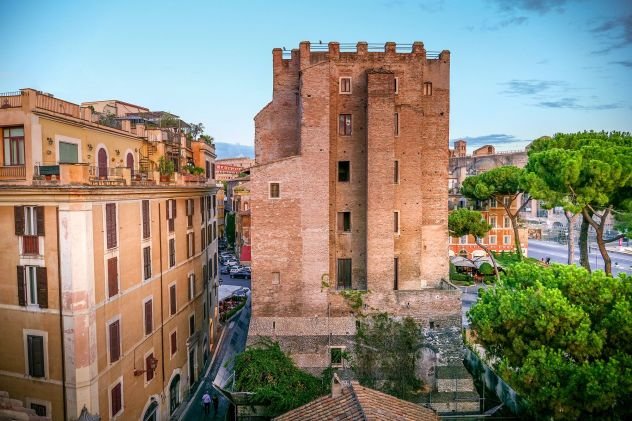 Tower Rush: Scopri il Gioco di Slot da Casinò con Galaxsys e Sisal